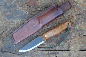 Custom Handmade skinner knife with leather Sheath 